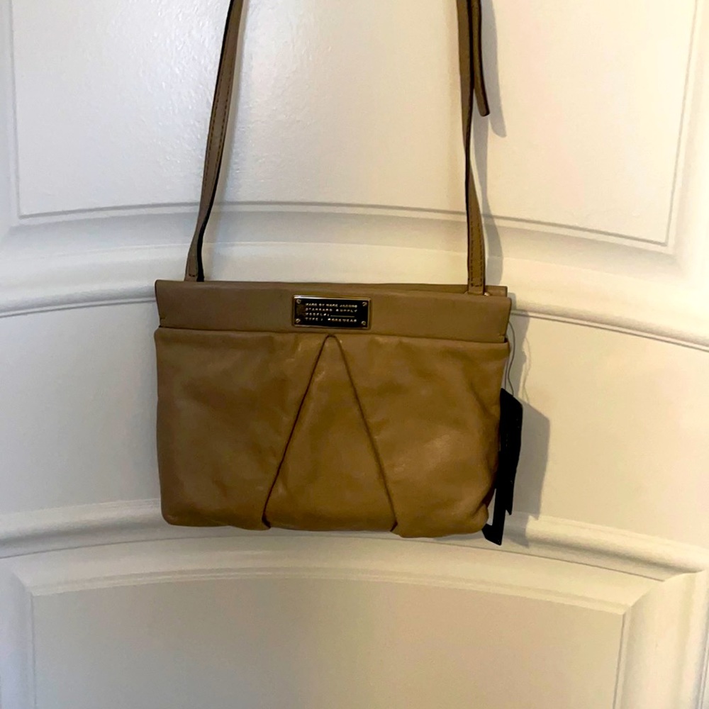 Marc Jacobs tan bag